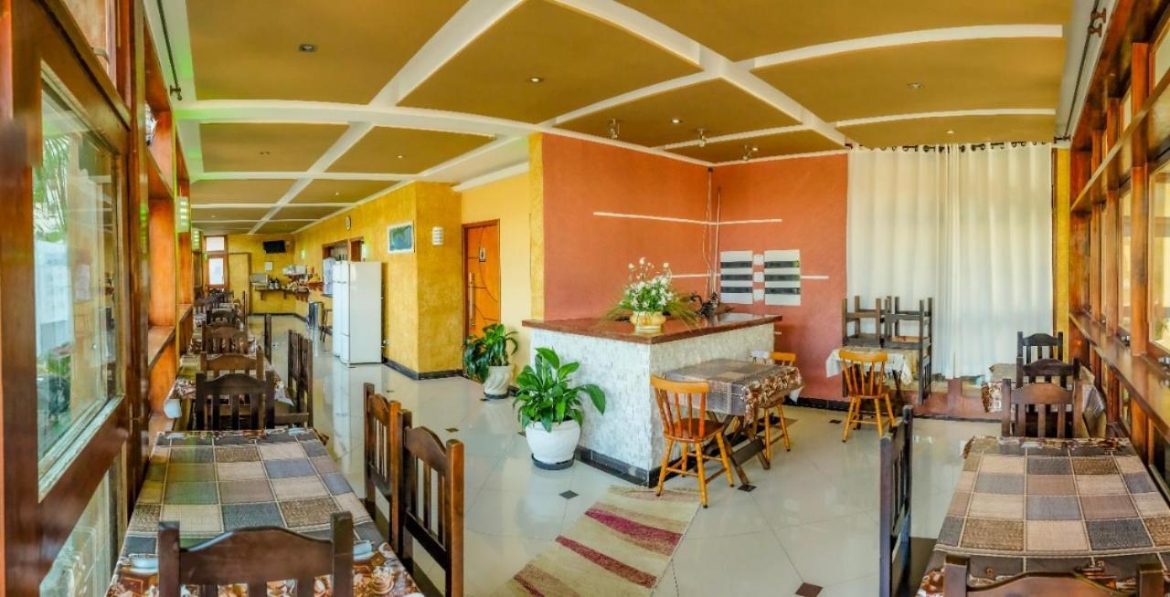 Hospedaria Vitoria Mar أوباتوبا المظهر الخارجي الصورة