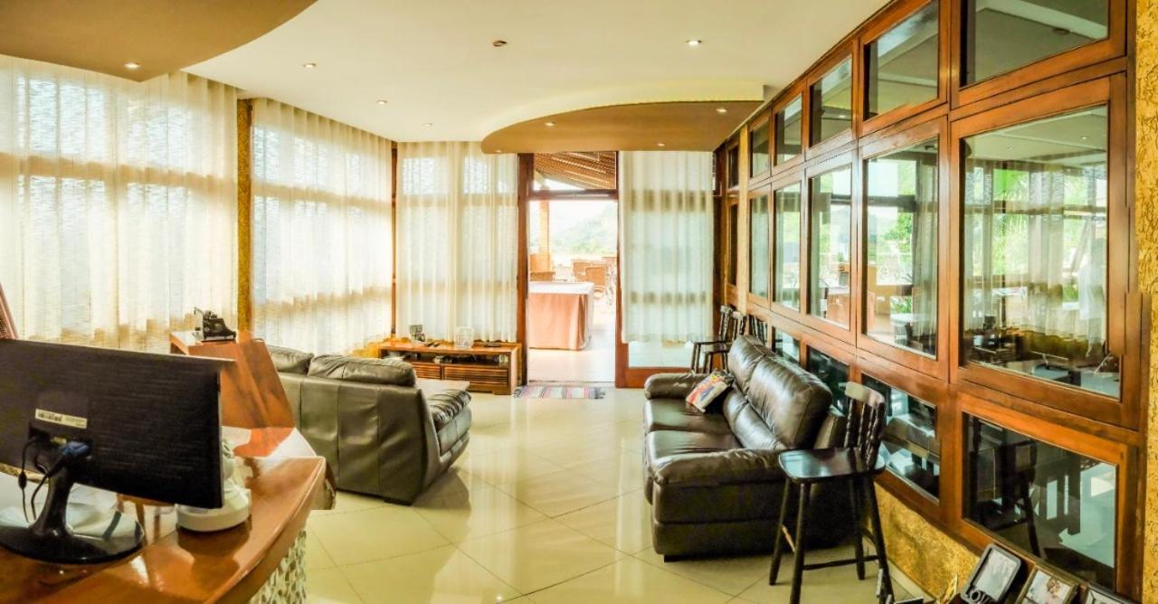 Hospedaria Vitoria Mar أوباتوبا المظهر الخارجي الصورة